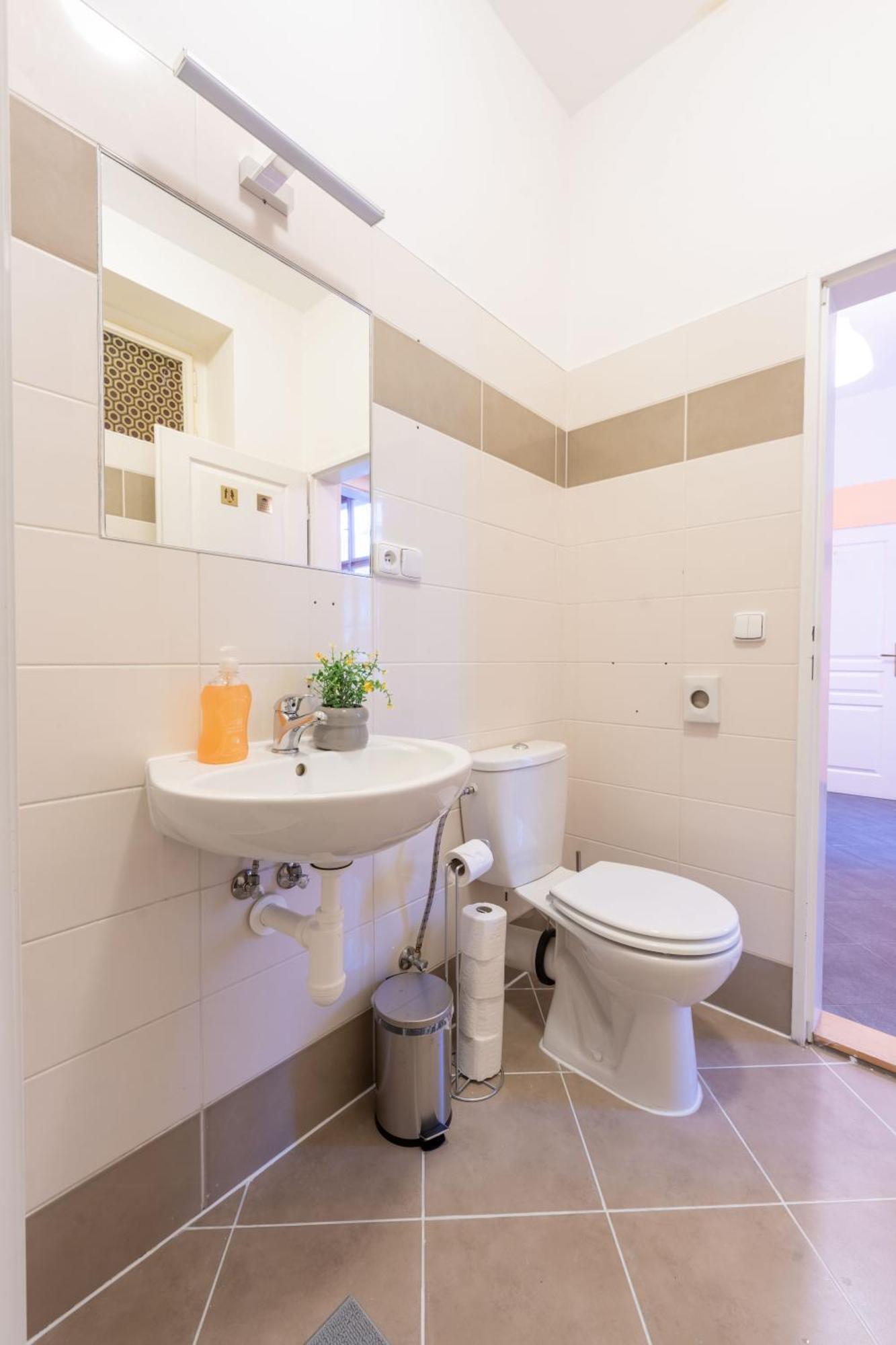 Stellar Female Hostel Praha Exteriér fotografie